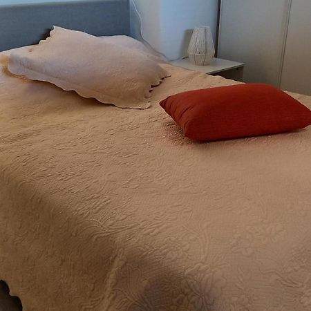 Appartement Individuel En Maison Beaumont-sur-Oise Екстериор снимка